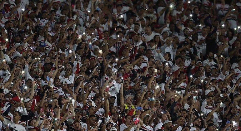 São Paulo deve ter recorde de público contra o Palmeiras na quarta-feira (30)