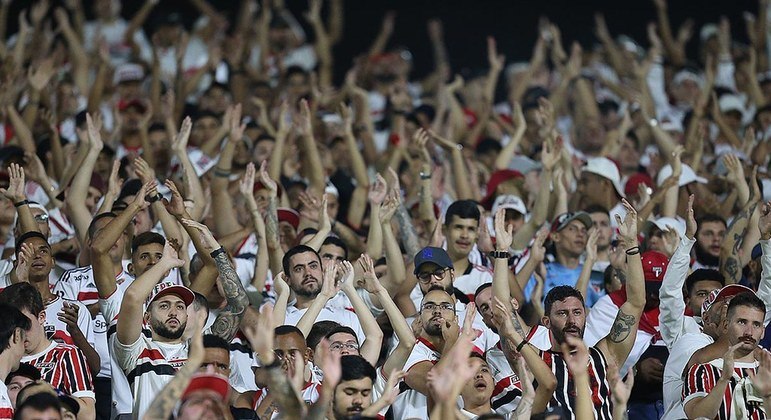 Torcida do São Paulo no estádio do Morumbi
