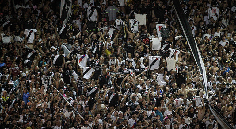 Torcida do Vasco tem sido destaque na Série B