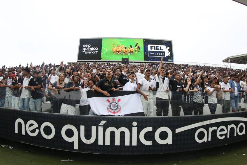 Neo Química Arena recebe torcida em treino aberto para a semifinal da Copa  do Brasil