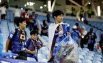 O show das torcidasAs torcidas de todas as seleções apoiaram as equipes com cantos, cartazes e fantasias. Além da parte 'artística', a torcida japonesa recolheu o lixo das arquibancadas ao fim dos jogos do Japão