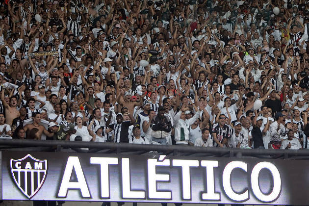 A do Atlético-MG ficou empatada com os palmeirenses, ambos com 84% dos torcedores dizendo que lembram asmarcas que patrocinamseus clubes