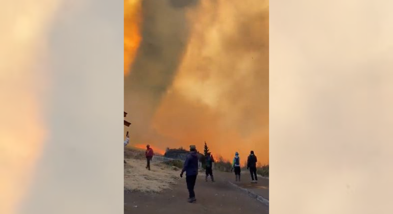 Vídeo mostra um enorme tornado de fogo em Java, na Indonésia - Notícias ...