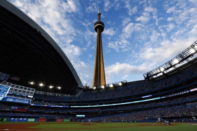 Em Toronto, no Canadá, a máxima será mais baixa que em São Paulo, com 12°C. Por outro lado, a mínima será mais alta, com previsão em 8°C