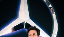 Chefe da Mercedes garante permanência de Hamilton na equipe após 2023