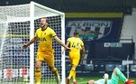 O Tottenham venceu o West Bromwich fora de casa por 1 a 0. Harry Kane marcou o gol da vitória aos 43 minutos do segundo tempo
