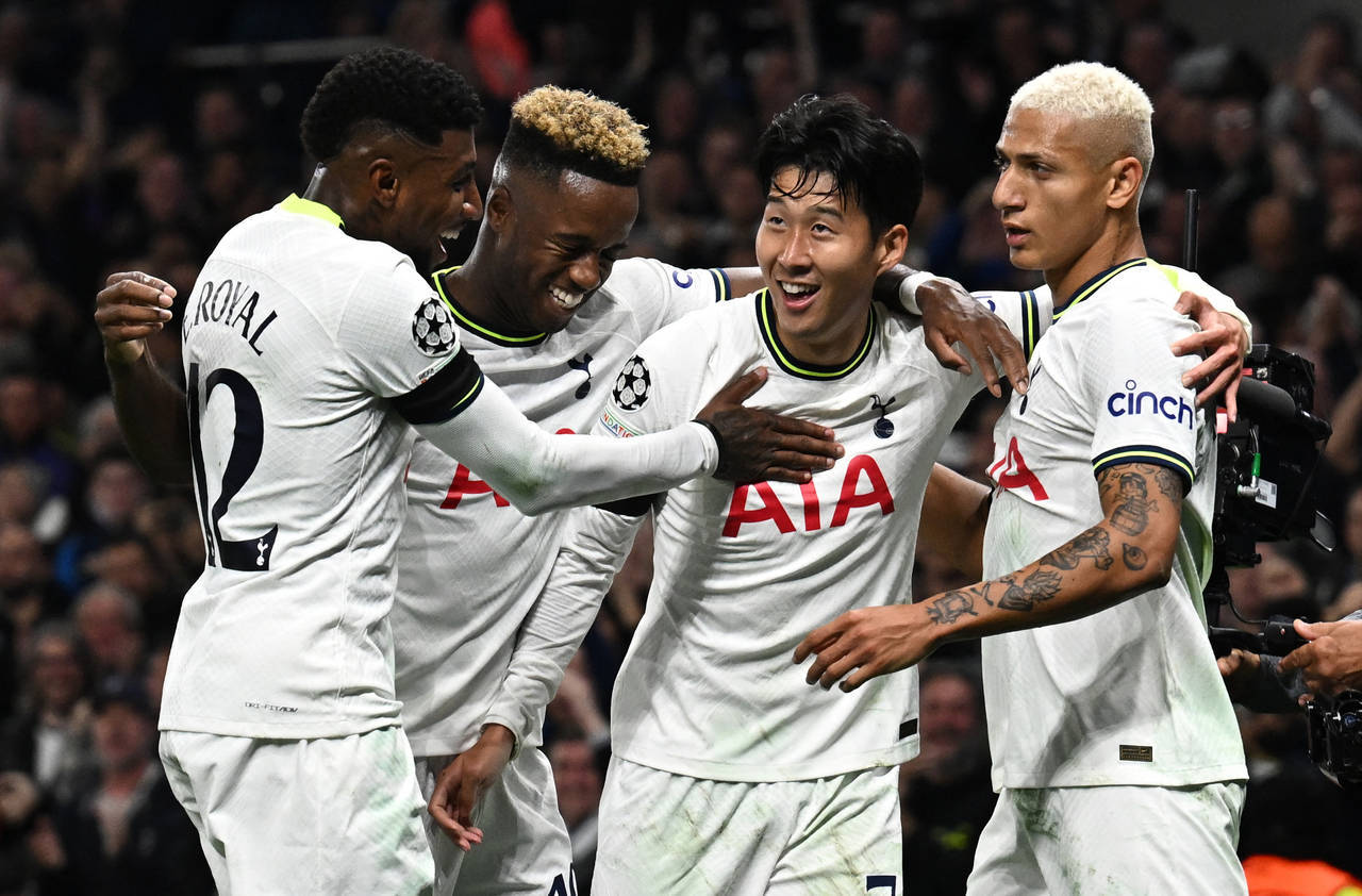 Com expulsão de brasileiro, Tottenham cede empate no fim e se complica no  Campeonato Inglês - Esportes - R7 Futebol