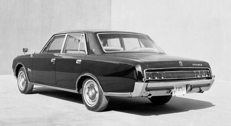 Toyota Century: feito para os clientes mais exigentes era um Toyota Crown Eight de luxo