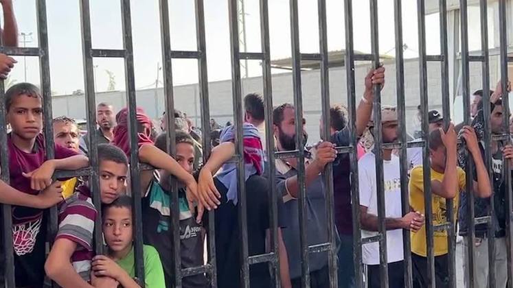 28º dia — Israel começou a enviar 
