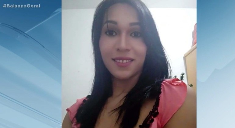 Justiça condena ambulante que esfaqueou e jogou transexual de prédio no centro de SP - R7