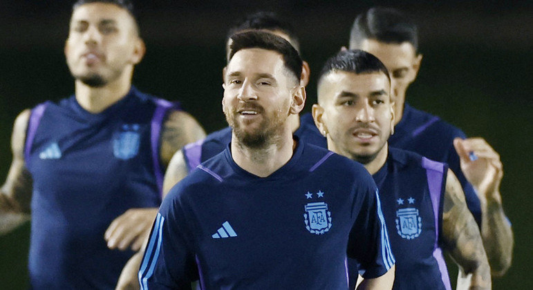 Messi fez o único gol argentino na derrota contra a Arábia Saudita por 2 a 1 no primeiro jogo do grupo C
