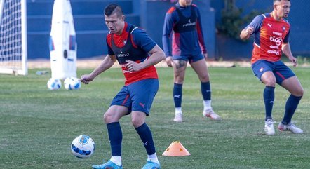 Cerro faz último treino no Paraguai para o Palmeiras