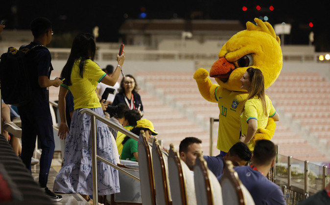 Treino com crianças da seleção brasileira