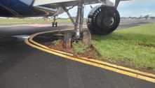Avião da Azul manobra fora da pista e interrompe tráfego no aeroporto de Uberlândia (MG)