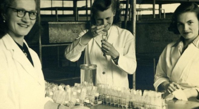  No auge de sua popularidade, o exame Xenopus era realizado em laboratórios especiais Ponto de vista