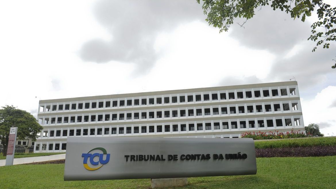 Procurador pede ao TCU que investigue idas da 'Primeira-Dama do Tráfico' ao Ministério da Justiça