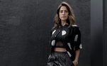 A Naaja é
uma artista independente e, antes de ganhar o palco do Trilha de Sexta, passou
pelo Produtor Crystal. Isso mesmo! Ela também mandou um vídeo e olha só: é mais
uma artista que veio direto para o palco principal