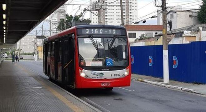 No feriado do aniversário de São Paulo, frota de ônibus será reduzida na capital
