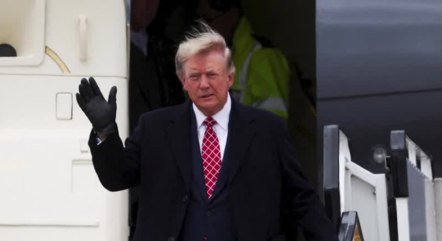 Trump não poderá compartilhas certas informações sem aprovação prévia de um tribunal