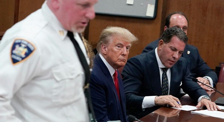 Ex-presidente Donald Trump no tribunal de Manhattan, em Nova York