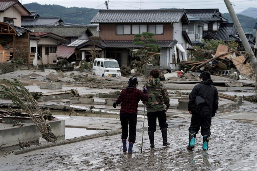 Japao Busca Sobreviventes De Tufao Que Deixou Mais De 50 Mortos Noticias R7 Internacional