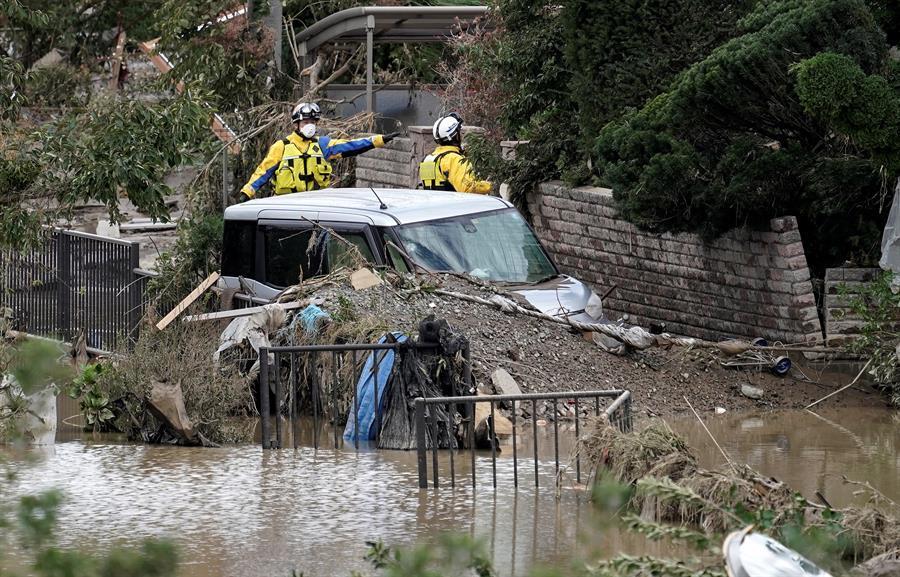 Japao Busca Sobreviventes De Tufao Que Deixou Mais De 50 Mortos Noticias R7 Internacional