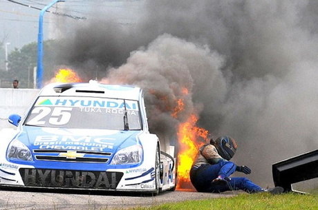 Tuka sobreviveu a incêndio na Stock Car