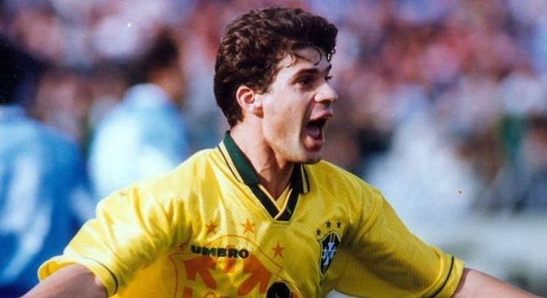 Túlio Maravilha não chegou nem mesmo aos 600 gols, de acordo com rankings oficiais