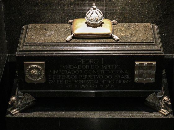 Imagem mostra o túmulo do imperador Dom Pedro 1º na Cripta Imperial, localizada no Parque da Independência, Ipiranga, em São Paulo