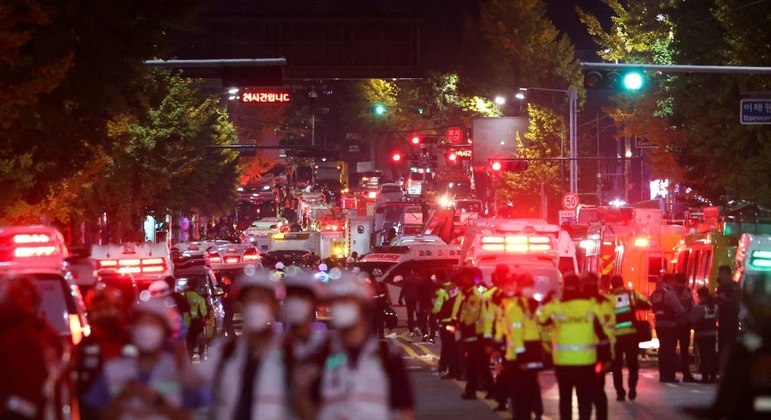 Pelo menos 120 pessoas morreram em tumulto na Coreia do Sul