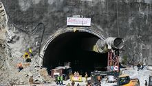 Máquinas batem em obstáculos durante perfuração do túnel que mantém 41 pessoas presas na Índia