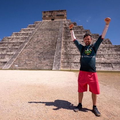 Turista 7 maravilhas do mundo - Chichén ItzáM - México