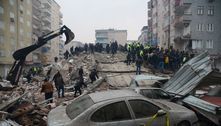 Terremoto que atingiu a Turquia é o mais forte registrado no país desde 1999