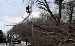 Kiev e outras regiões continuaram com cortes de energia de 'emergência' para 'evitar grandes danos à infraestrutura de energia', informou a operadora DTEK