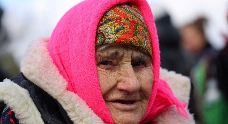 Com a proximidade do inverno na Europa, refugiados ucranianos preocupam autoridades 