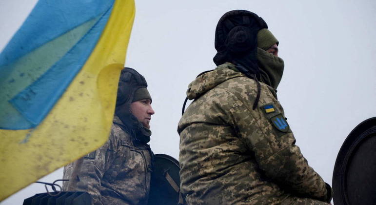 Tensão crescente fez com que países do ocidente orientassem cidadãos a saírem da Ucrânia