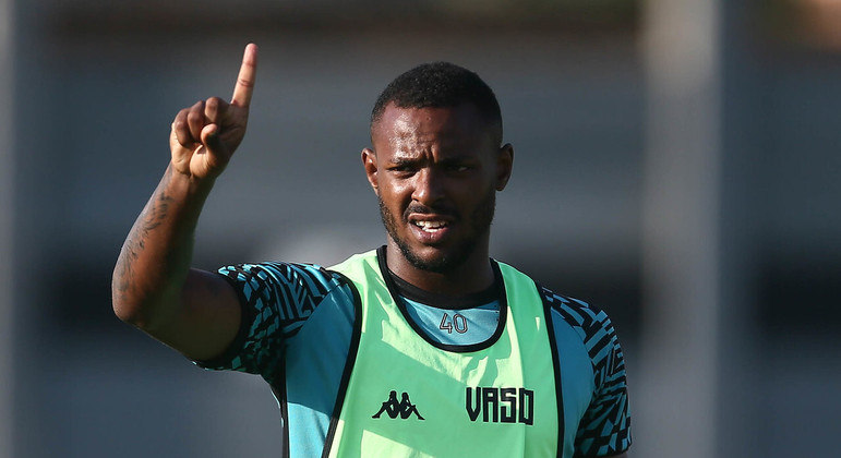 Ulisses, zagueiro do Vasco, foi emprestado ao Vila Nova