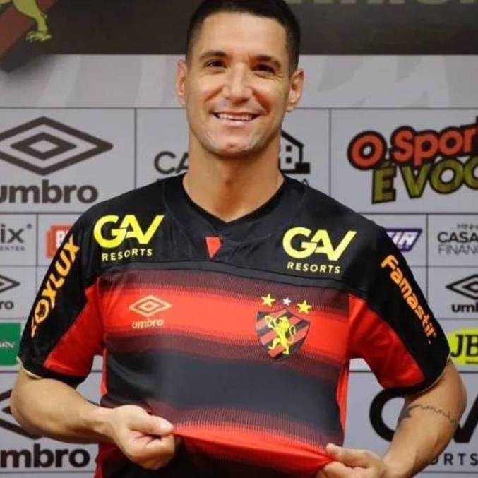 Último time de Thiago Neves foi o Sport Recife