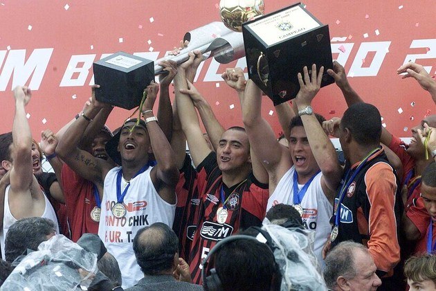 Athletico Paranaense (1 título)Última edição do Brasileirão conquistada pelo clube: 2001Quanto tempo na fila?  22 anos