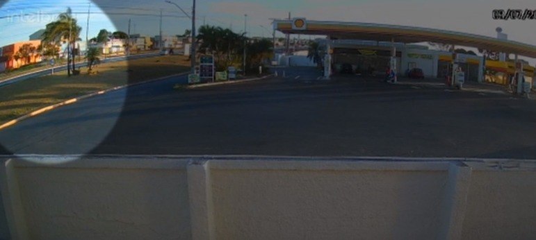 Um motorista de 27 anos também realizou ultrapassagem proibida e acabou matando um ciclista, de 49. O homem corria em alta velocidade na BR-040, próximo a Valparaíso de Goiás (GO), em meados de julho do ano passado, quando atingiu a vítima. O motorista ainda tentou fugir após o atropelamento, mas foi impedido por outros ciclistas que estavam na região