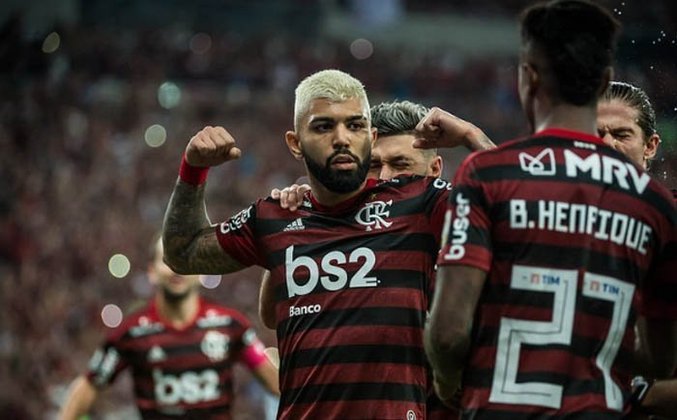 Um dos confrontos históricos do Flamengo de Jorge Jesus, campeão da Libertadores de 2019. Após empate em 1 a 1, no Maracanã o Mengão deu show e goleou o Grêmio por 5 a 0.