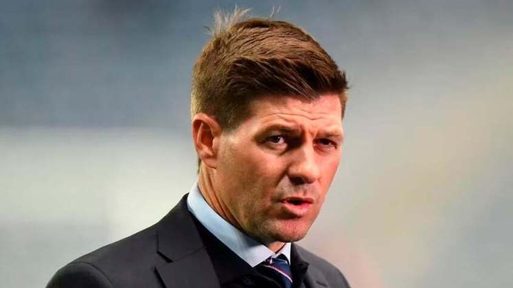 Um dos maiores ídolos da história do Liverpool, Gerrard foi o quarto técnico demitido no Campeonato Inglês. O treinador ficou no Aston Villa por 343 dias, comandando 40 partidas.