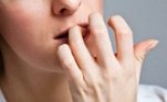 Uma das maiores dificuldades da atualidade &eacute; enfrentar a ansiedade, uma doen&ccedil;a que est&aacute; cada vez mais comum em pessoas das mais variadas idades. Por isso, juntamos 10 dicas para voc&ecirc; se sentir melhor e ficar bem com voc&ecirc; mesmo. Confira!
