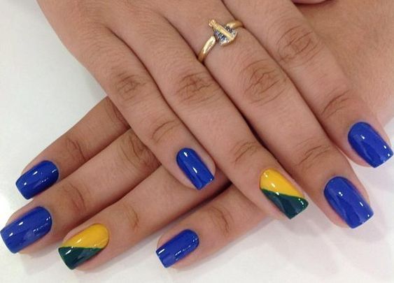Resultado de imagem para unhas decoradas copa 2018