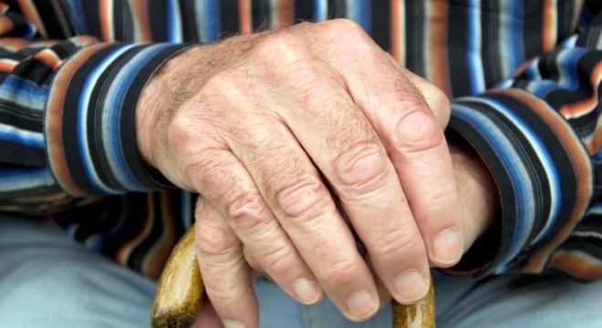 Unhas fracas? o que o sintoma pode indicar?