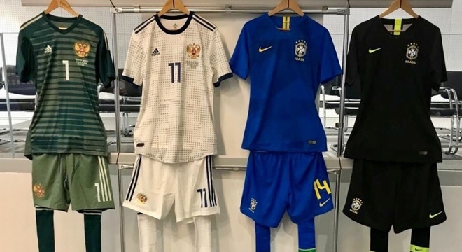 Seleção vai enfrentar a Rússia com uniforme todo azul - Esportes