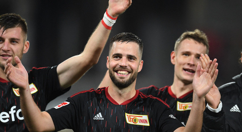 Union Berlin vence o Freiburg e fica próximo da classificação à