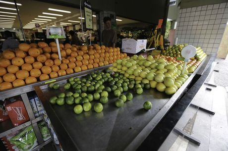 Alimentos e bebidas foram as maiores influÃªncias do mÃªs