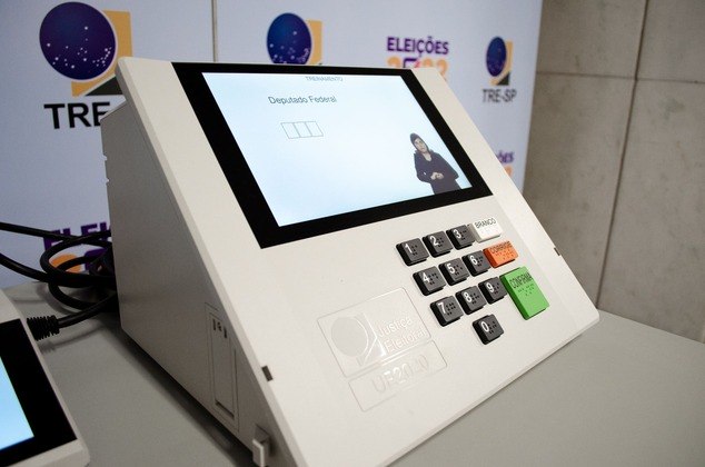 Urnas eletrônicas que serão usadas nas eleições deste ano