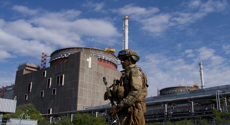 Usina nuclear ucraniana de Zaporizhzhia se encontra sob controle militar da Rússia